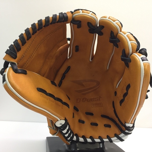 13631円 中古品 ディークエスト D-Quest 硬式 内野手用 オーダー 13631円 中古品 ディークエスト D-Quest 硬式 内野手用 オーダー