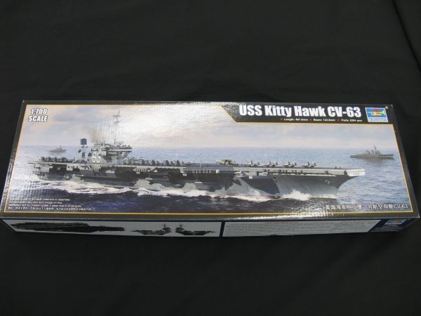 ★ トランぺッター 1/700 アメリカ海軍空母 CV-63 キティホーク ★の画像1