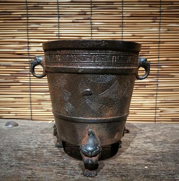旧鉄器/鋳鉄ストーブ*お茶を沸かす*お湯を沸かす*バーベキューストーブ*炭ストーブ*高さ約16cmの画像3