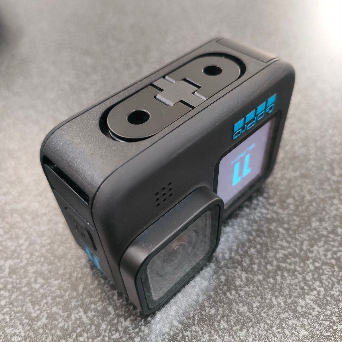 【お得セット】Gopro HERO11 BLACK☆64GBのSD付