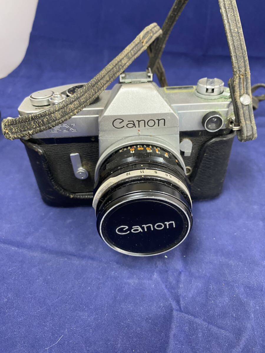 ジャンク扱いで　Canon FX キャノン 　＆　日本製　レンズ　FL 50mm 　１：1.8　_画像1