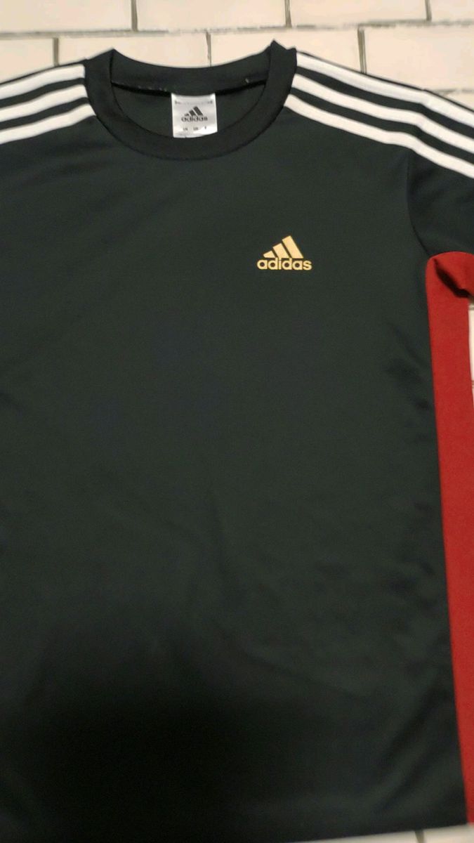 アディダス　150サイズ　 半袖Tシャツ　 半袖　 Tシャツ　 スポーツウエア　 adidas