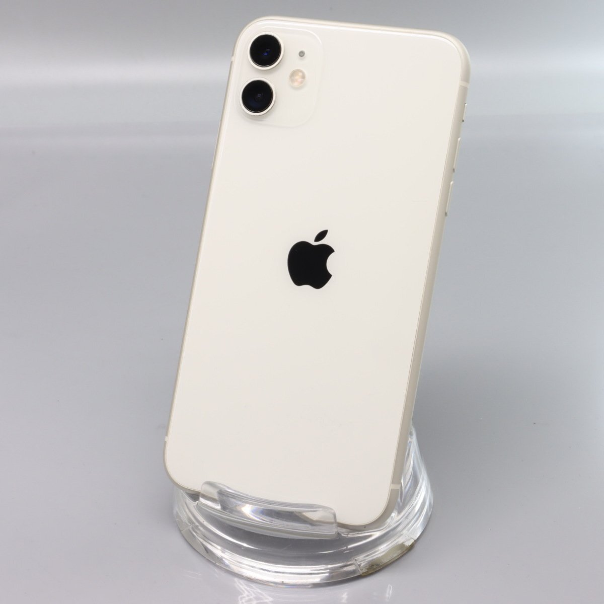 Apple iPhone11 64GB White A2221 MWLU2J/A バッテリ81% ■SIMフリー★Joshin0037【1円開始・送料無料】の画像1
