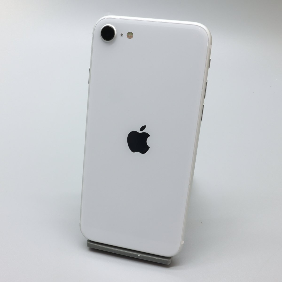 Apple iPhoneSE 64GB (第2世代) White A2296 MHGQ3J/A バッテリ88% ■SIMフリー★Joshin9375【1円開始・送料無料】の画像1