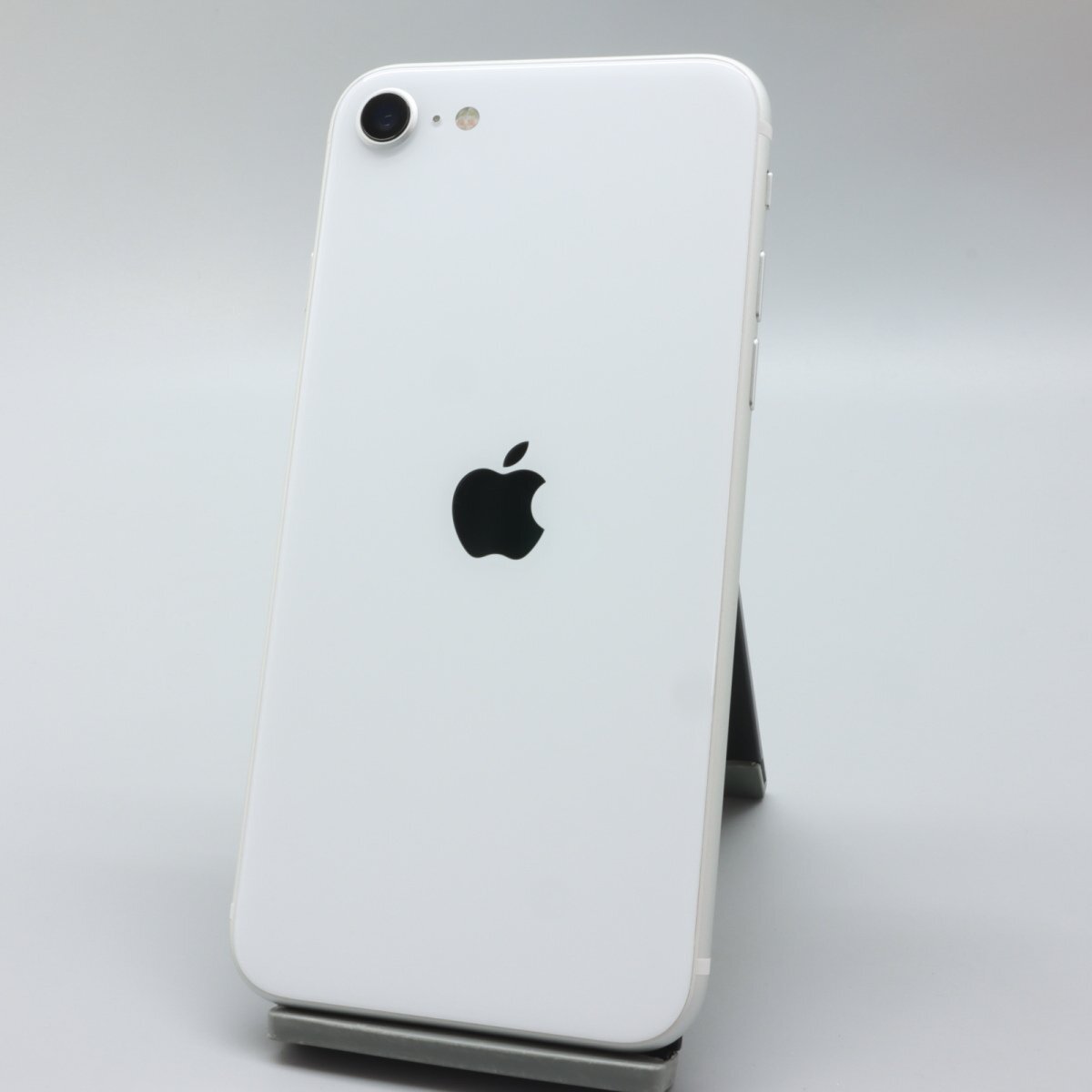 Apple iPhoneSE 64GB (第2世代) White A2296 MHGQ3J/A バッテリ86% ■au★Joshin6039【1円開始・送料無料】_画像1