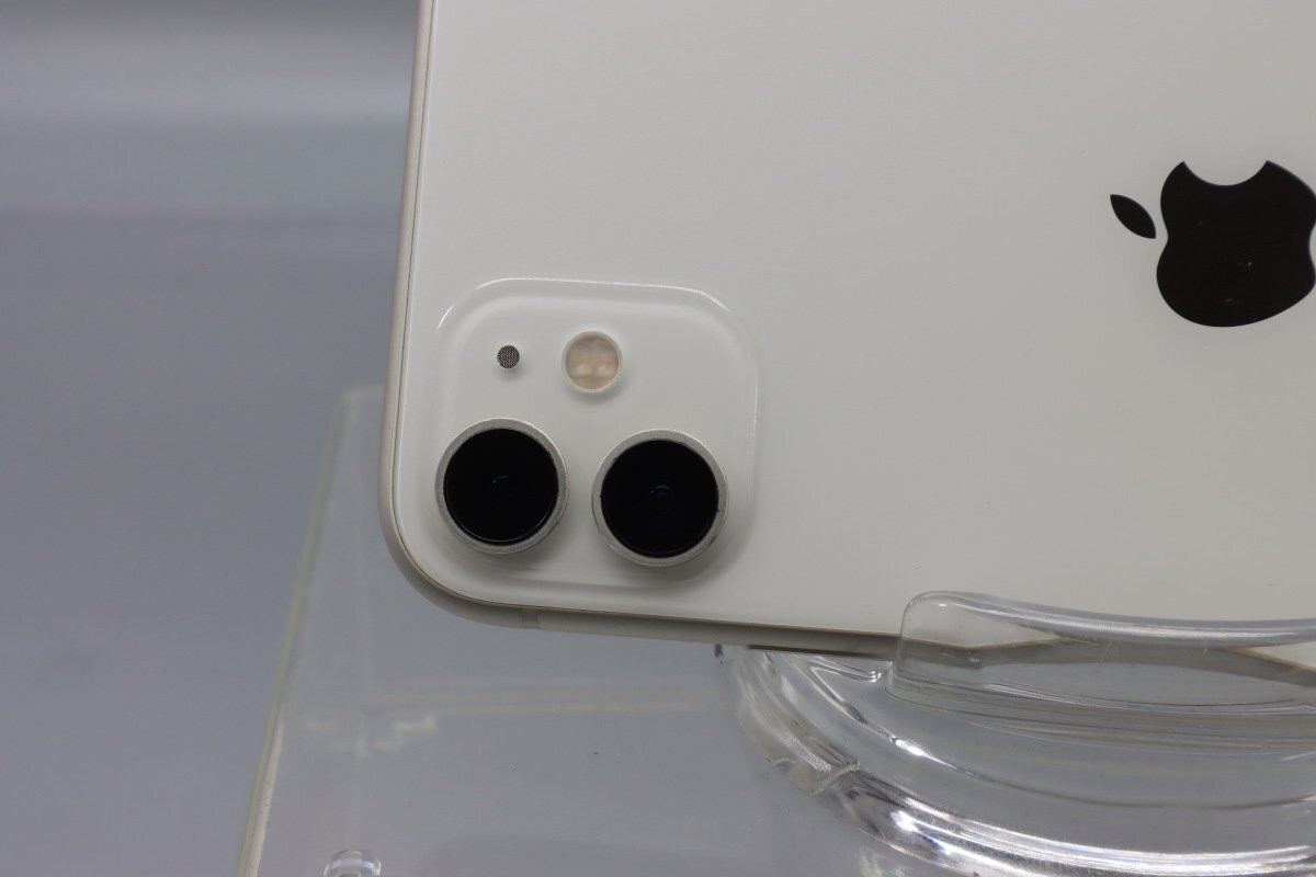 Apple iPhone11 128GB White A2221 MWM22J/A バッテリ80% ■SIMフリー★Joshin0918【1円開始・送料無料】_画像7