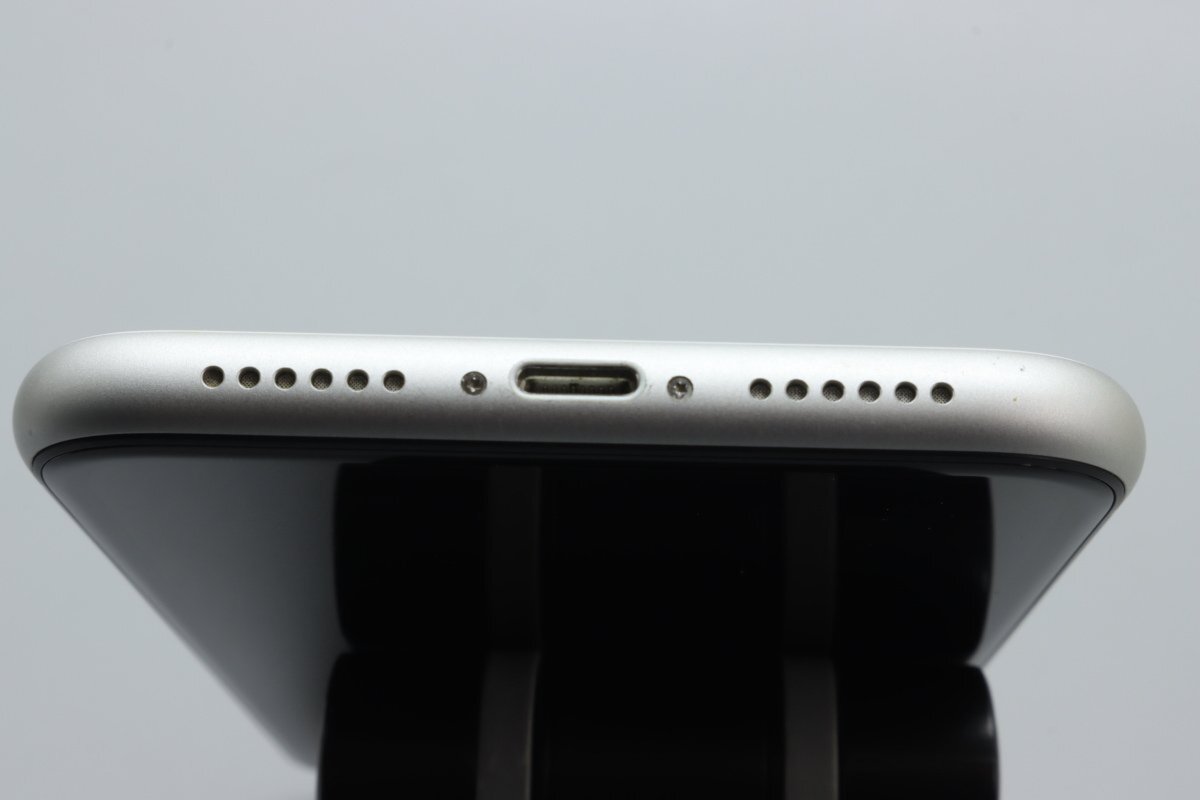 Apple iPhoneXR 128GB White A2106 MT0J2J/A バッテリ84% ■SIMフリー★Joshin4137【1円開始・送料無料】の画像6