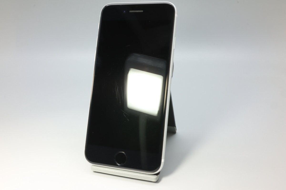 Apple iPhoneSE 64GB (第2世代) White A2296 MHGQ3J/A バッテリ87% ■au★Joshin6046【1円開始・送料無料】_画像7