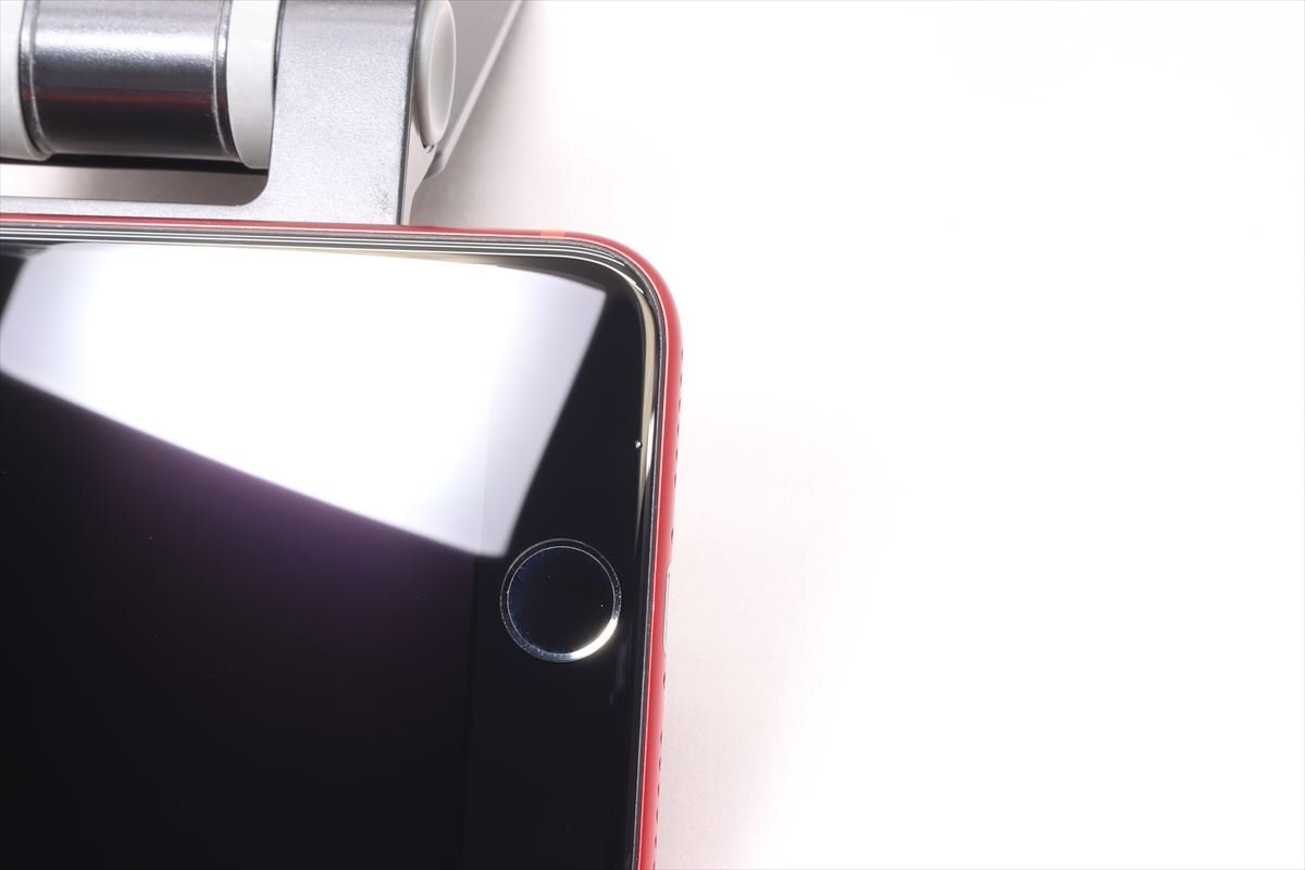 Apple iPhoneSE 64GB (第2世代) (PRODUCT)RED A2296 MX9U2J/A バッテリ79% ■SIMフリー★Joshin6776【1円開始・送料無料】_画像6