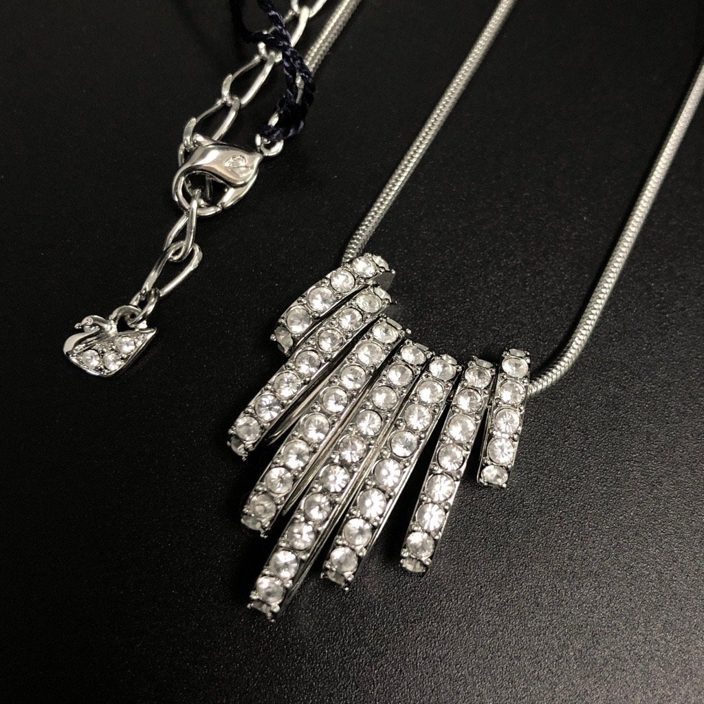 未使用 超美品 SWAROVSKI スワロフスキー 7連 ネックレス ペンダント パヴェ 箱付 1808912 CRYS/RHS パーティー 正規品 本物保証 最落無