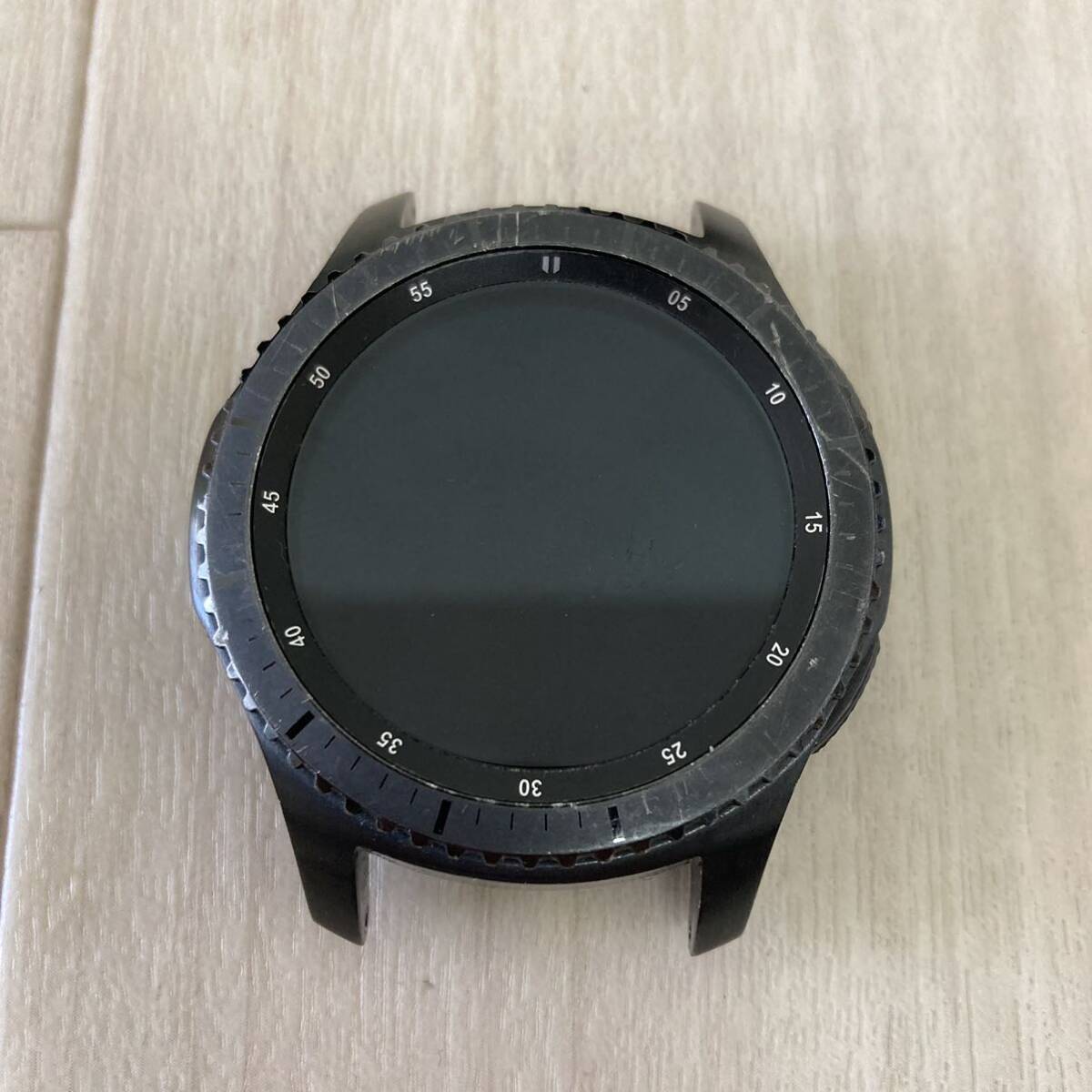 1円〜 Galaxy Gear S3 frontier SM-R760 スマートウォッチ 腕時計 スペースグレイ サムスン ギャラクシー ギア_画像4
