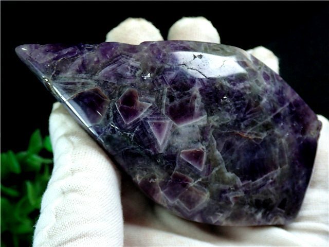 天然～愛の守護石～夢幻紫水晶アメジスト原石177G3-34G41Dの画像1