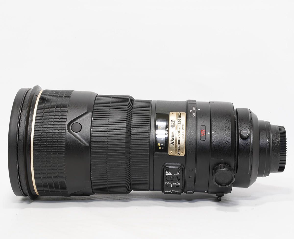 ニコン AF-S NIKKOR 300mm F2.8G ED VR 実用品 やや難あり