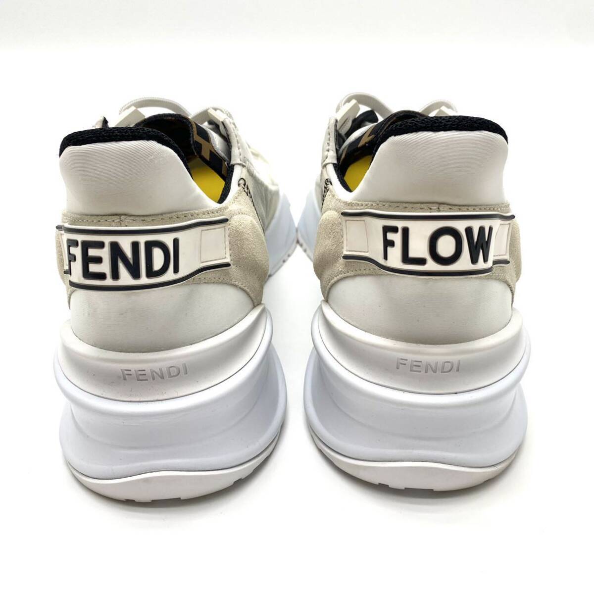 【... красивая вещь / выпускаемая в настоящее время модель) 】FENDI ... FLOW ...  иконка  кроссовки   ... рукоятка  FF лого    бок  ...  белый   белый  мужской  27cm ...
