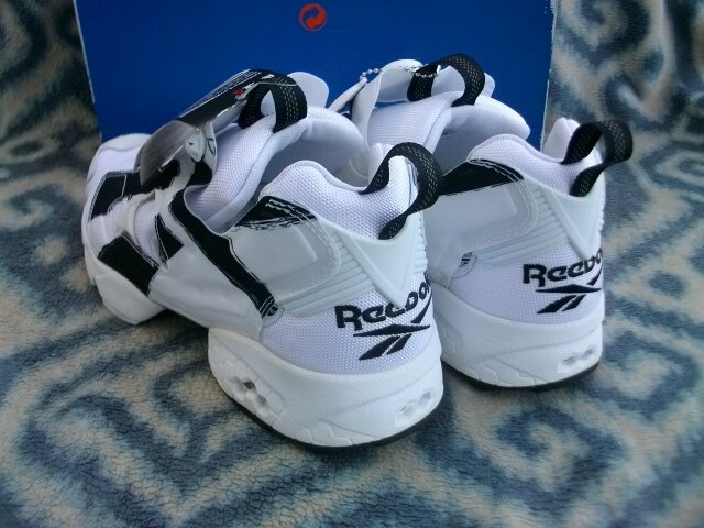 REEBOK INSTA PUMP FURY 30cm US12 белый чёрный новый товар не использовался ( есть перевод ) Reebok Insta насос Fury 