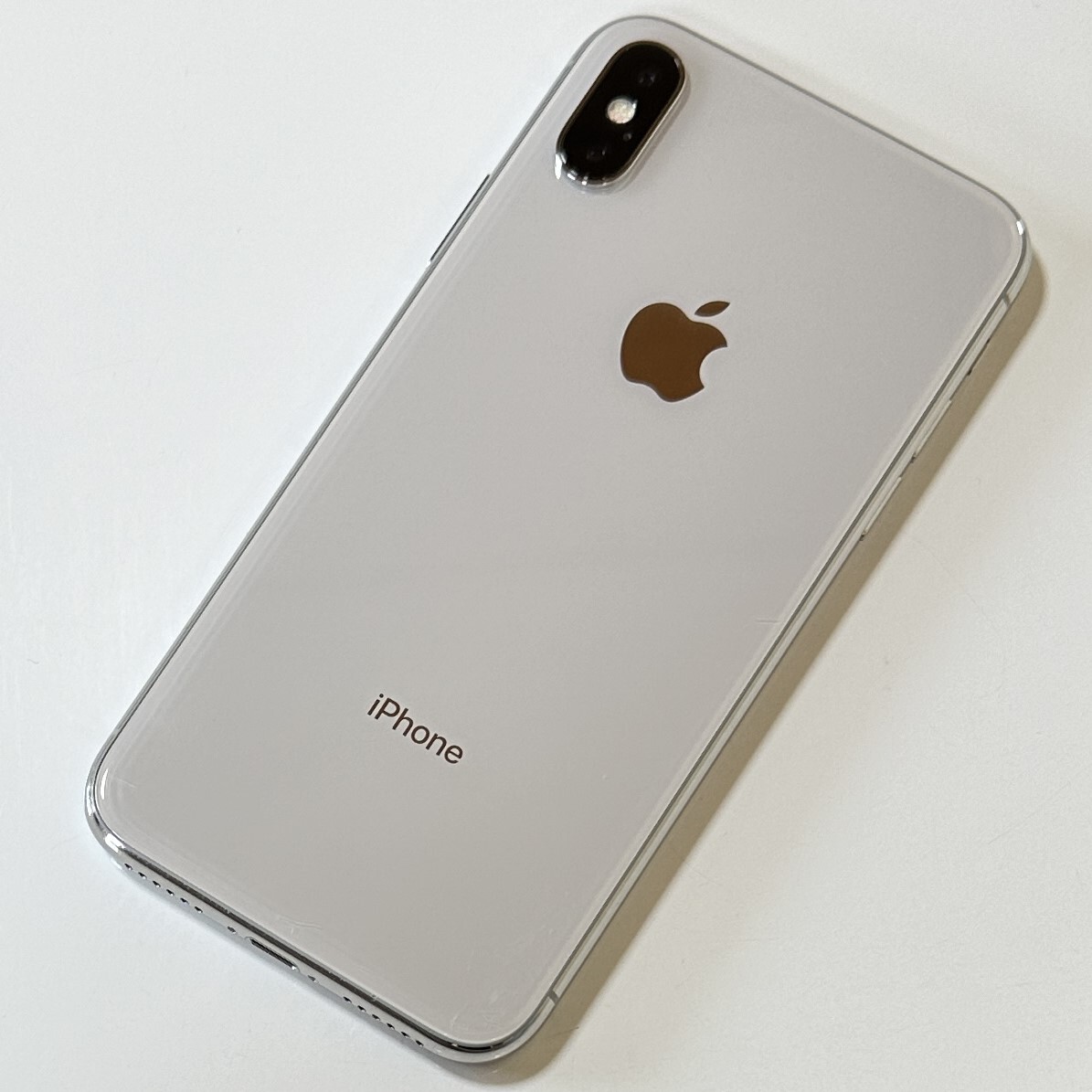 SIMフリー iPhone X シルバー 256GB NQC22J/A バッテリー最大容量100％ アクティベーションロック解除済