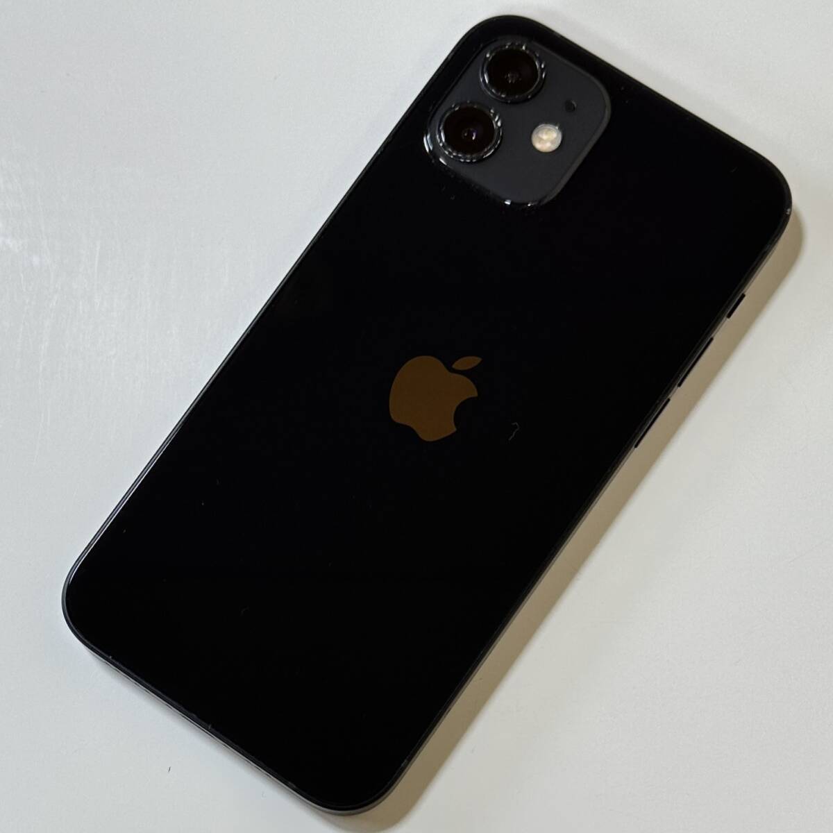 Apple SIMフリー iPhone 12 ブラック 64GB MGHN3J/A iOS17.4.1 アクティベーションロック解除済の画像10