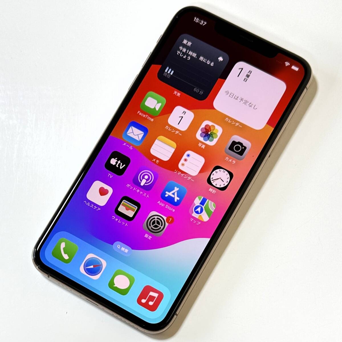 SIMフリー iPhone 11Pro Max ゴールド 64GB MWHG2J/A バッテリー最大容量89％ アクティベーションロック解除済の画像1