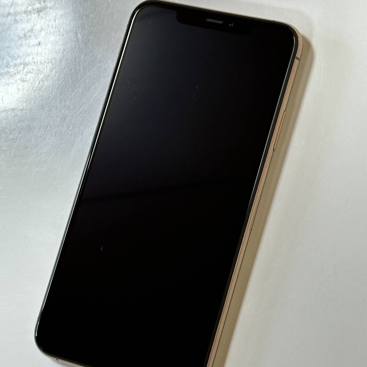 SIMフリー iPhone 11Pro Max ゴールド 64GB MWHG2J/A バッテリー最大容量89％ アクティベーションロック解除済の画像5