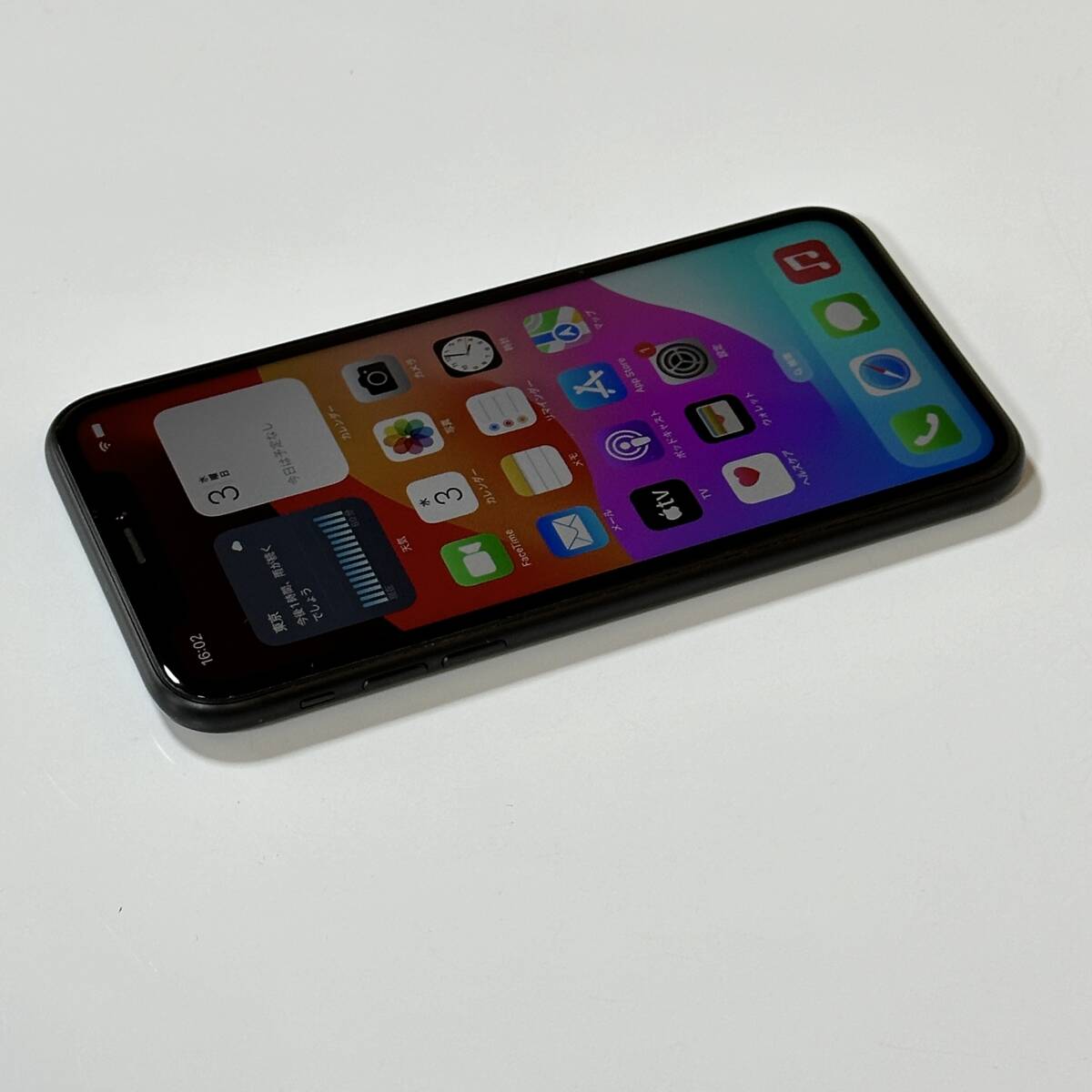 Apple SIMフリー iPhone XR ブラック 64GB MT002J/A iOS17.4.1 アクティベーションロック解除済_画像7