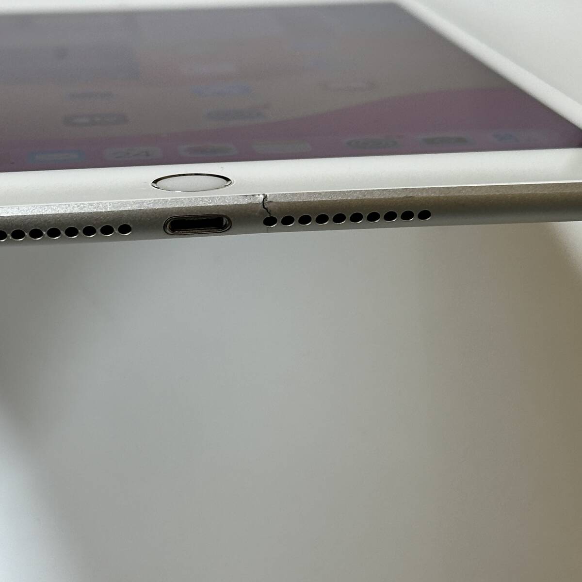 Apple SIMフリー iPad mini (第5世代) シルバー 256GB MUKD2J/A Wi-Fi+Cellular アクティベーションロック解除済の画像3
