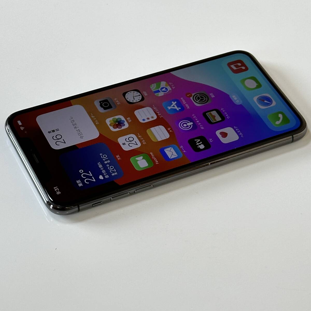 SIMフリー iPhone 11 Pro Max スペースグレイ 64GB MWHD2J/A バッテリー最大容量85％ アクティベーションロック解除済の画像7