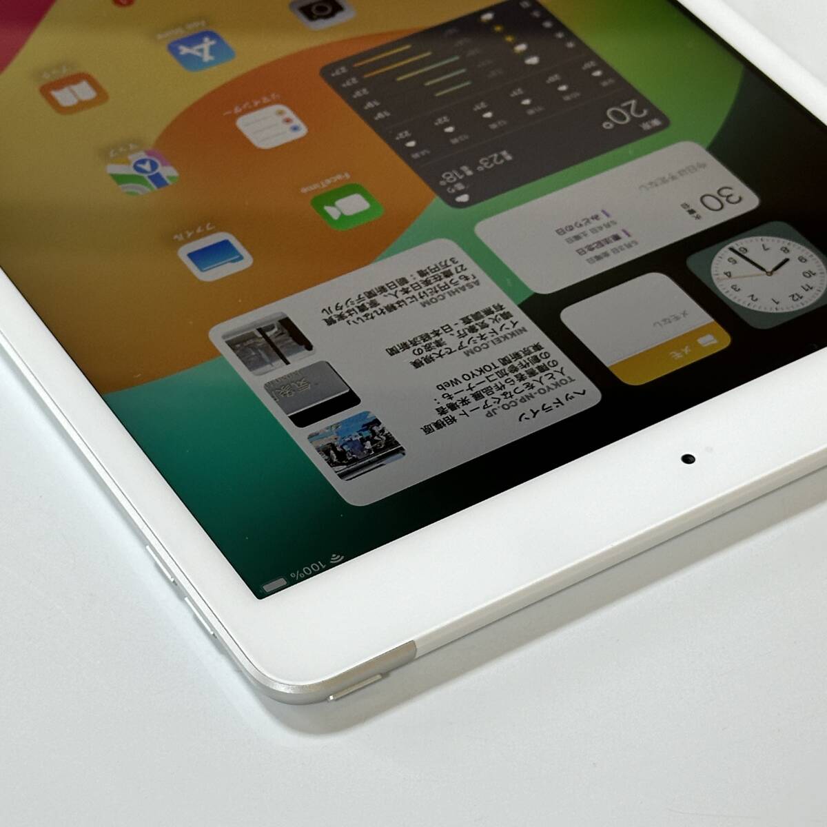 (極美品) Apple SIMフリー iPad (第8世代) シルバー 128GB MYMM2J/A Wi-Fi+Cellular アクティベーションロック解除済_画像7