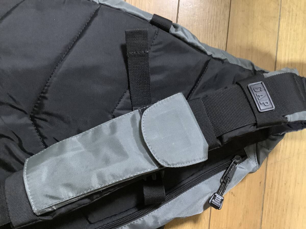  Old Gap OLD GAP 90 period 00 period Y2K one shoulder body bag daypack gray 
