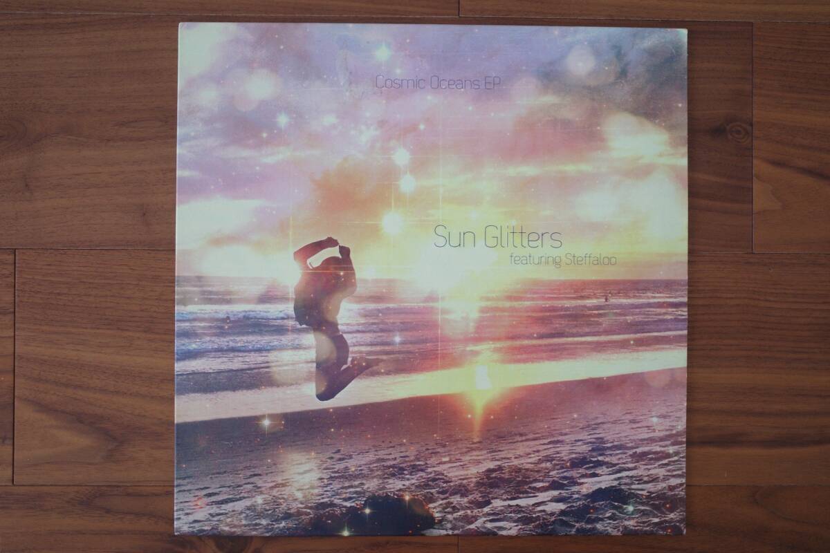 Sun Glitters featuring Steffaloo Cosmic Oceans LPレコード_画像1