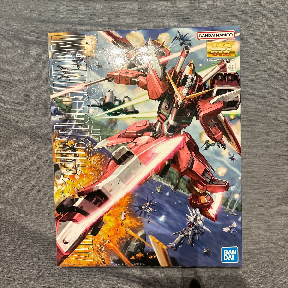 送料無料 未開封 ガンプラ 1/100 MG インフィニット ジャスティス ガンダム 機動戦士ガンダムSEED DESTINY FREEDOM マスターグレード_画像1