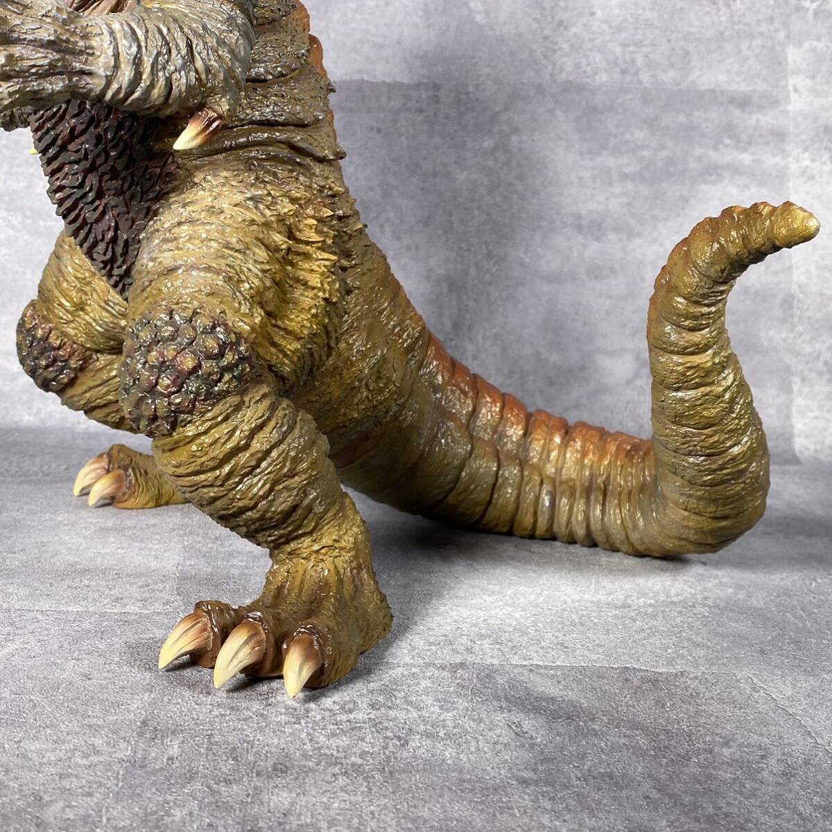 ウルトラマン 怪獣ソフビ ゴモラ ACRO KAIJU REMIX SERIES 彩色 ウルトラマン 怪獣ソフビ ゴモラ ACRO KAIJU REMIX SERIES 彩色