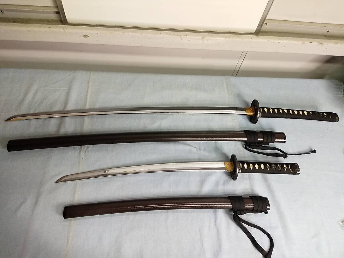 模造刀 飾り台 セット 刀・脇差 木製 刀掛 武具 刀剣 中古_画像3