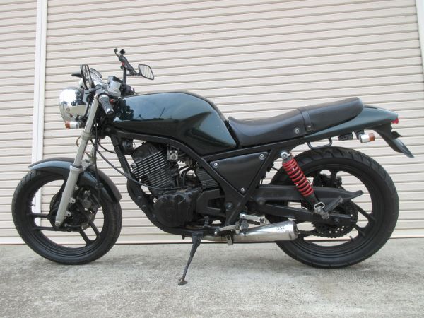 【C1633】ヤマハ.SRX400-1型.純正レギュレーター・レギュレター・美品【茨城発】1JL検/YAMAHA.SRX400-1/5y7の画像10