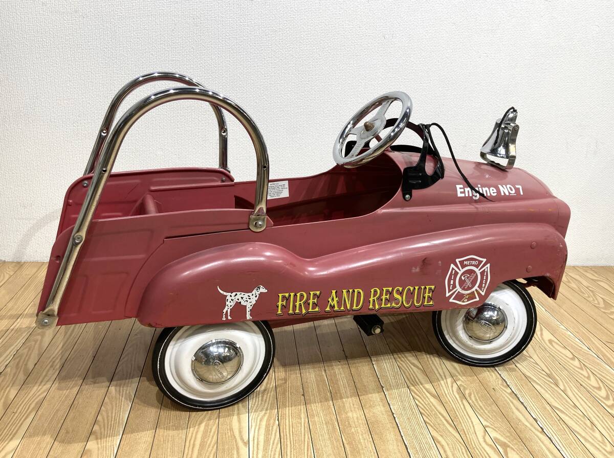 AA08976【直接引取限定】InSTEP インステップ FIRE AND RESCUE 消防車 ペダルカー 足こぎ車 2002年製 オブジェとしてもの画像2