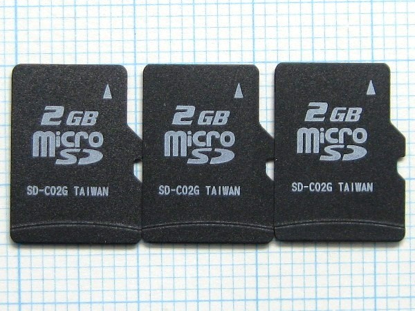 *microSD карта 2GB 3 листов б/у * стоимость доставки 63 иен ~