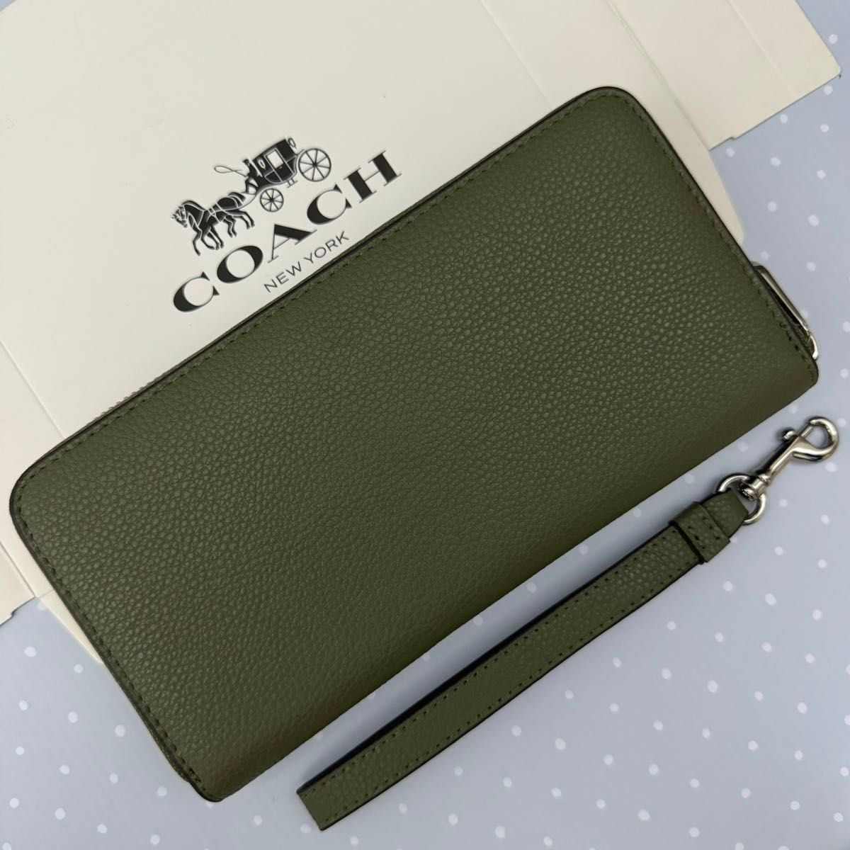 COACH コーチ 長財布 レディースのグーリン色新品財布|Yahoo COACH コーチ 長財布 レディースのグーリン色新品財布|Yahoo