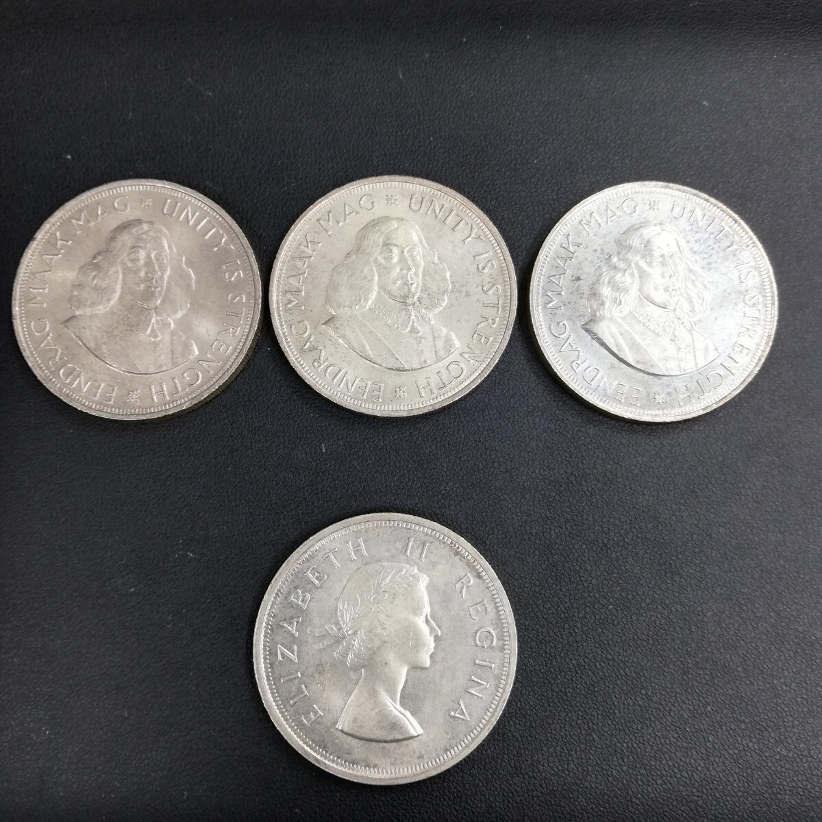 KA★1円～ 保管品 南アフリカ 銀貨 50セント 5シリング 1956年 1962年 1963年 1964年 4枚 まとめ_画像2