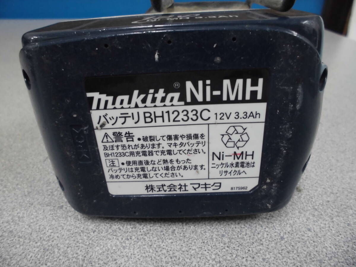 マキタ　12V　充電式インパクトドライバー　本体+充電器　付属バッテリー×_画像4