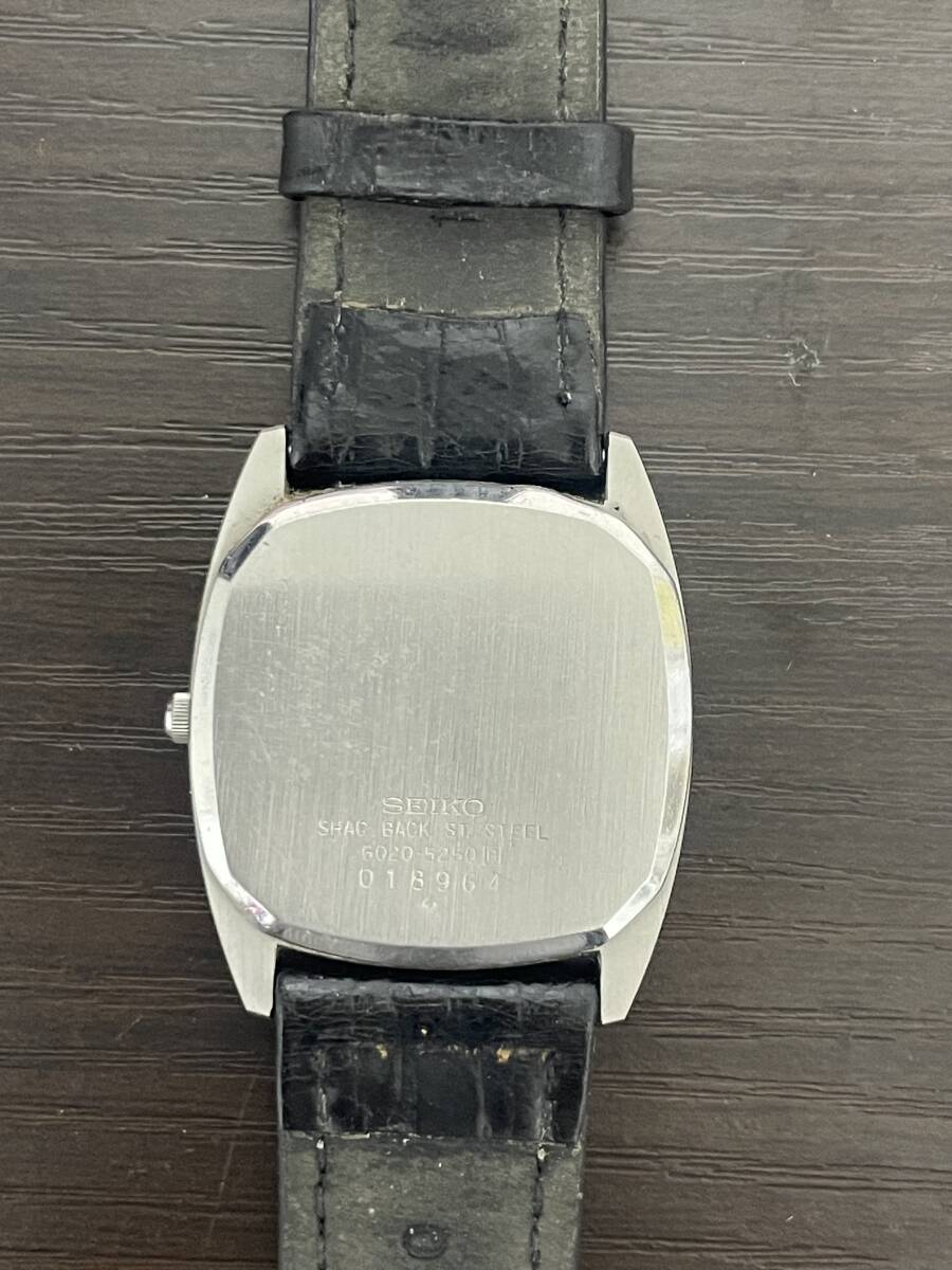 SEIKO クオーツ QZ 6020-5220 シルバー文字盤  クオーツ 黒レザーベルト 腕時計 電池切れの画像7