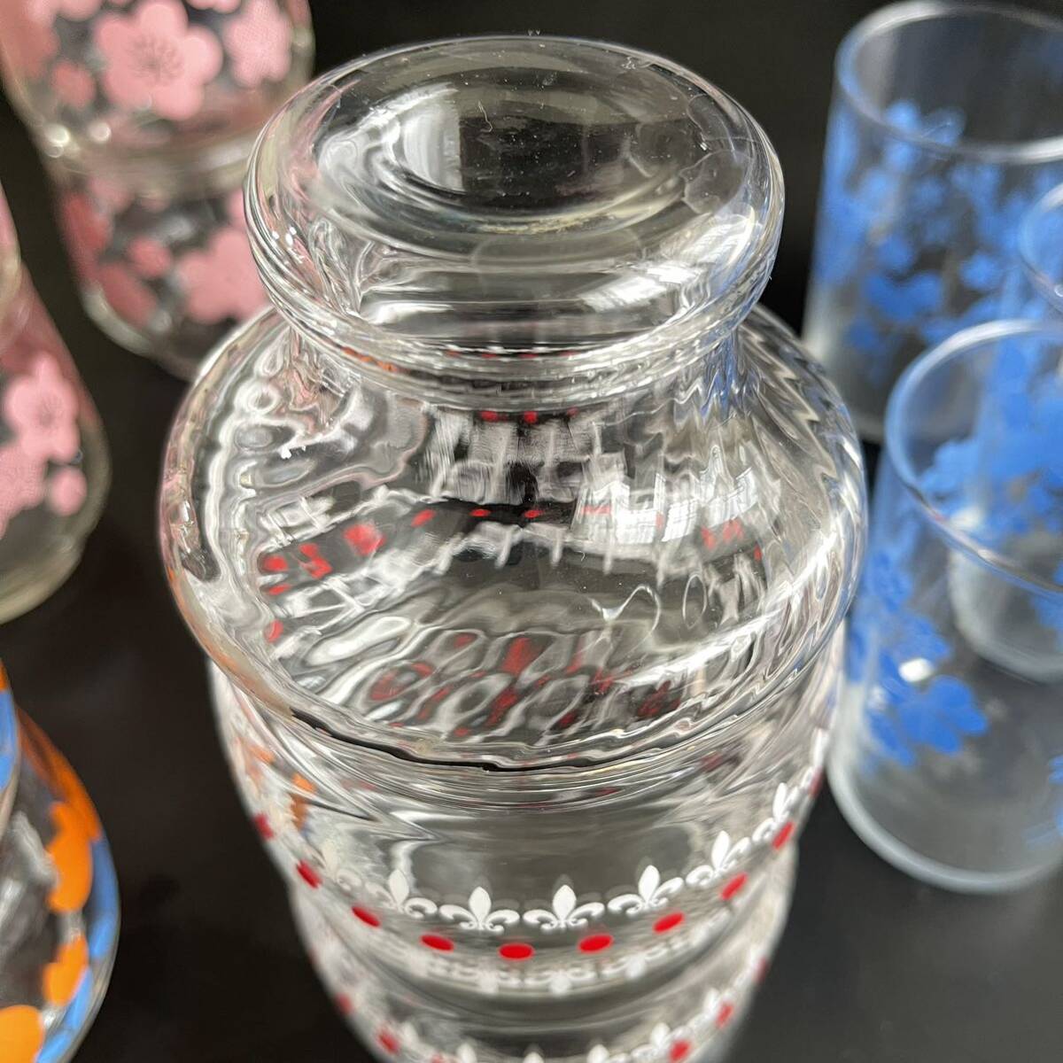 昭和レトロ 花柄 ガラスポット 蓋付ガラス瓶 保存容器 キャンディポット コップ 湯呑 まとめの画像4