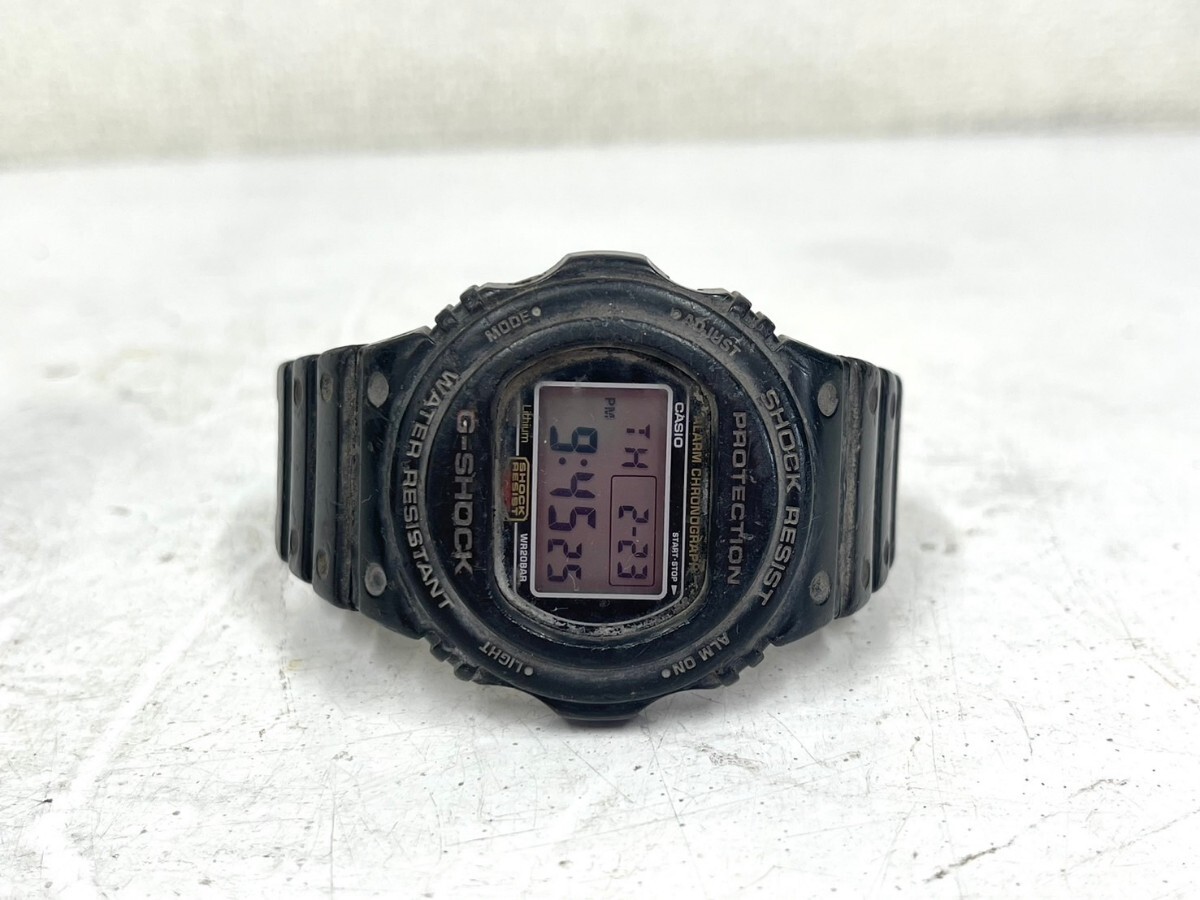 E320　G-SHOCK　Gショック　CASIO　カシオ　腕時計　DW-5750E　DW-004　2点まとめて　まとめ売り　メンズ　動作未確認_画像2