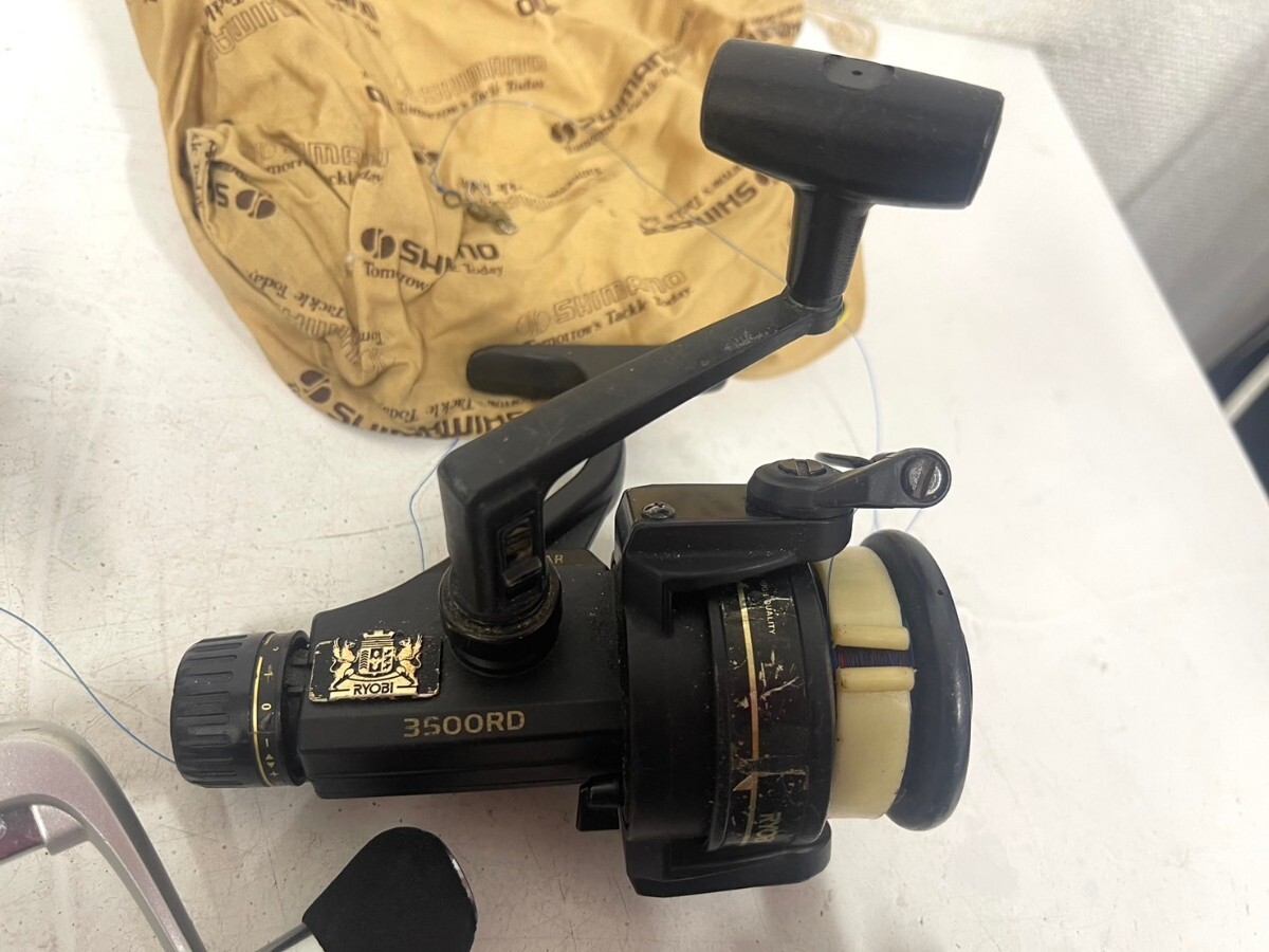 E333 釣具 リール まとめ売り Daiwa ダイワ EX-800 J-PRO RYOBI SHIMANO シマノ GT4000 他 動作未確認の画像4