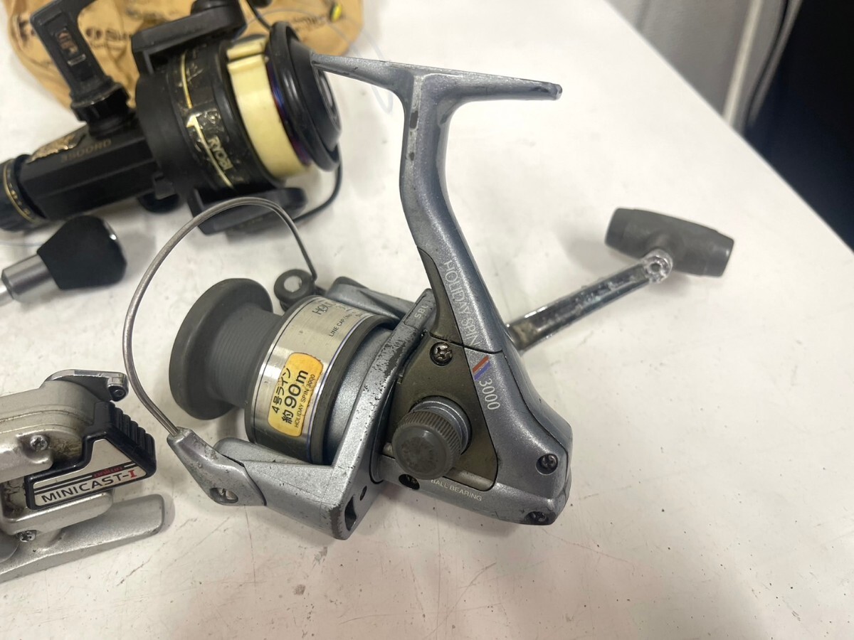 E333 釣具 リール まとめ売り Daiwa ダイワ EX-800 J-PRO RYOBI SHIMANO シマノ GT4000 他 動作未確認の画像8