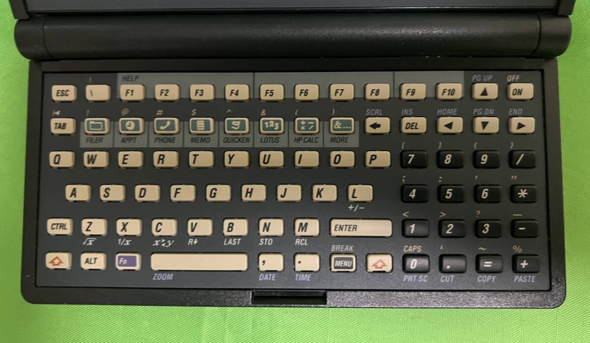 HP200LX 2MB (希少品・美品・動作確認済）_画像4