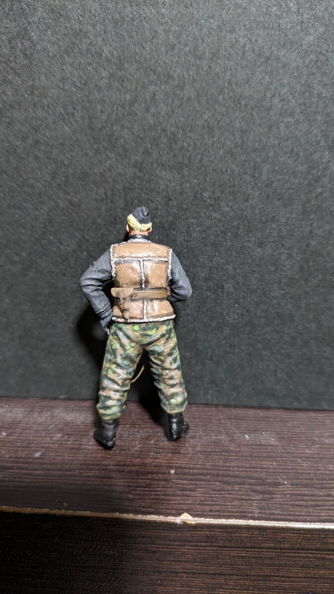 完成品1/35ショーモデリング 皮ジャーキンを着たSS戦車将校の画像2