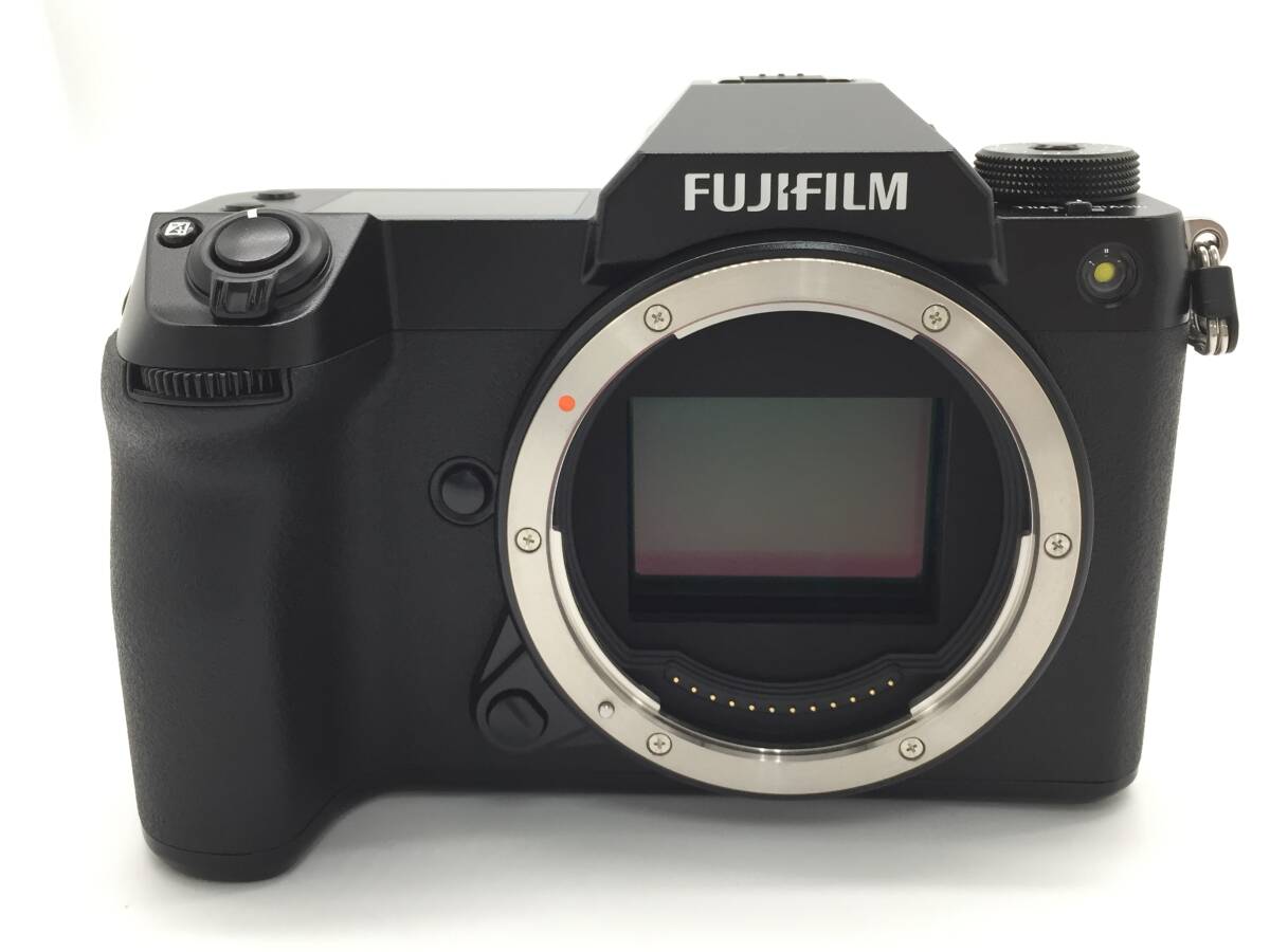 〇【リファービッシュ品・美品】FUJIFILM GFX50S II GF35-70mm レンズキット ミラーレスデジタルカメラ GF35-70mmF4.5-5.6 WR 動作品の画像2