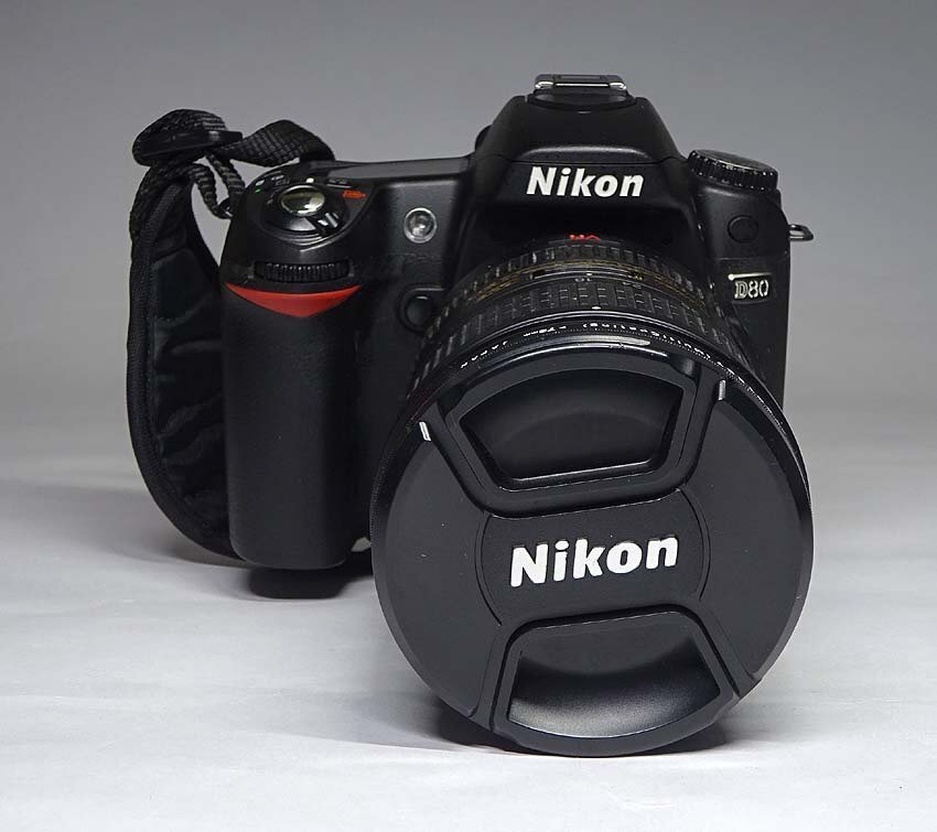 緑屋Re■ Nikon D80 デジタル一眼 AF-S 1-200㎜ f/3.5-5.6 動作未確認 ニコン t/km/9-2781/25-2#80の画像2