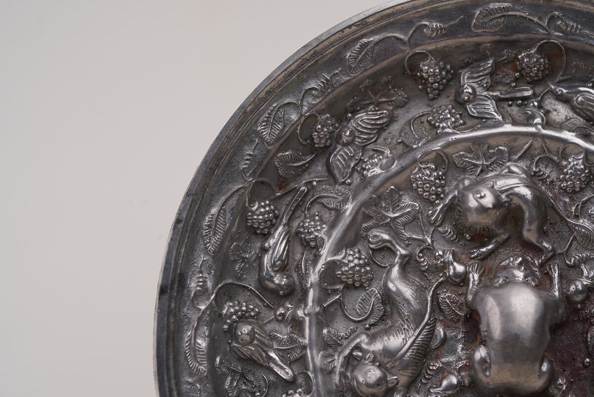 【萬古】中国古美術 古鏡 銅鏡 唐時代 海獣葡萄鏡 青銅鏡 白光鏡 古玩 骨董 時代物 当時物 唐物
