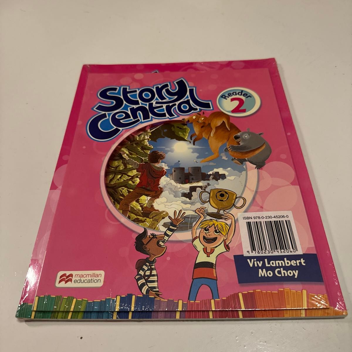 子ども英会話　Story Central Level 2 Student Book Pack