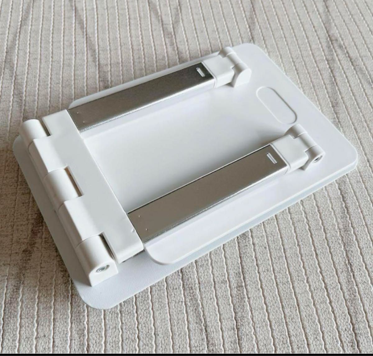 タブレットスタンド 折り畳み式 iPadタブレットスタンド 高さと角度が調節可能 角度調整 iPadスタンド テレワーク
